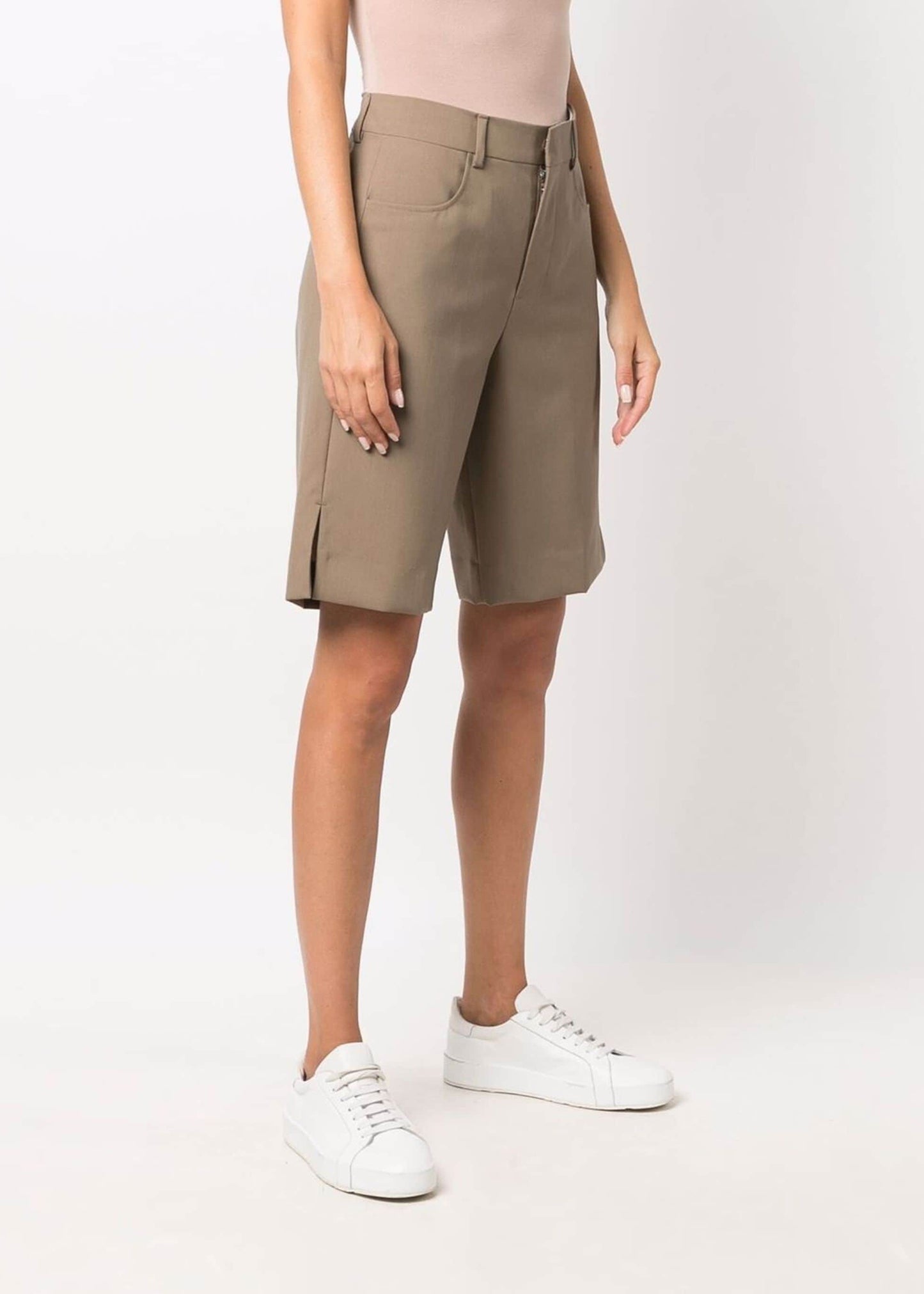 Knee-high Long Shorts