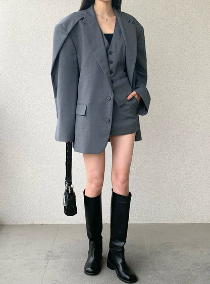 Tuck Blazer