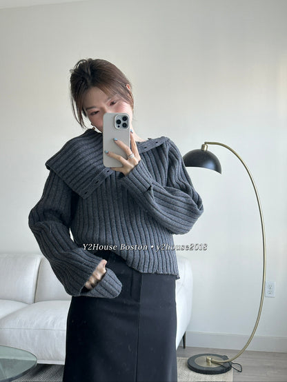 Distressed Rib Turtleneck