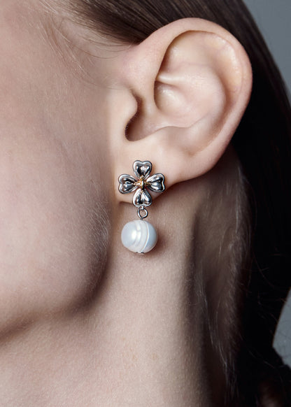 Clover Fresh-Water Pearl Earrings