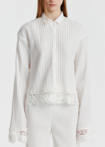 YESSITA Lace-trim Pleats Shirt