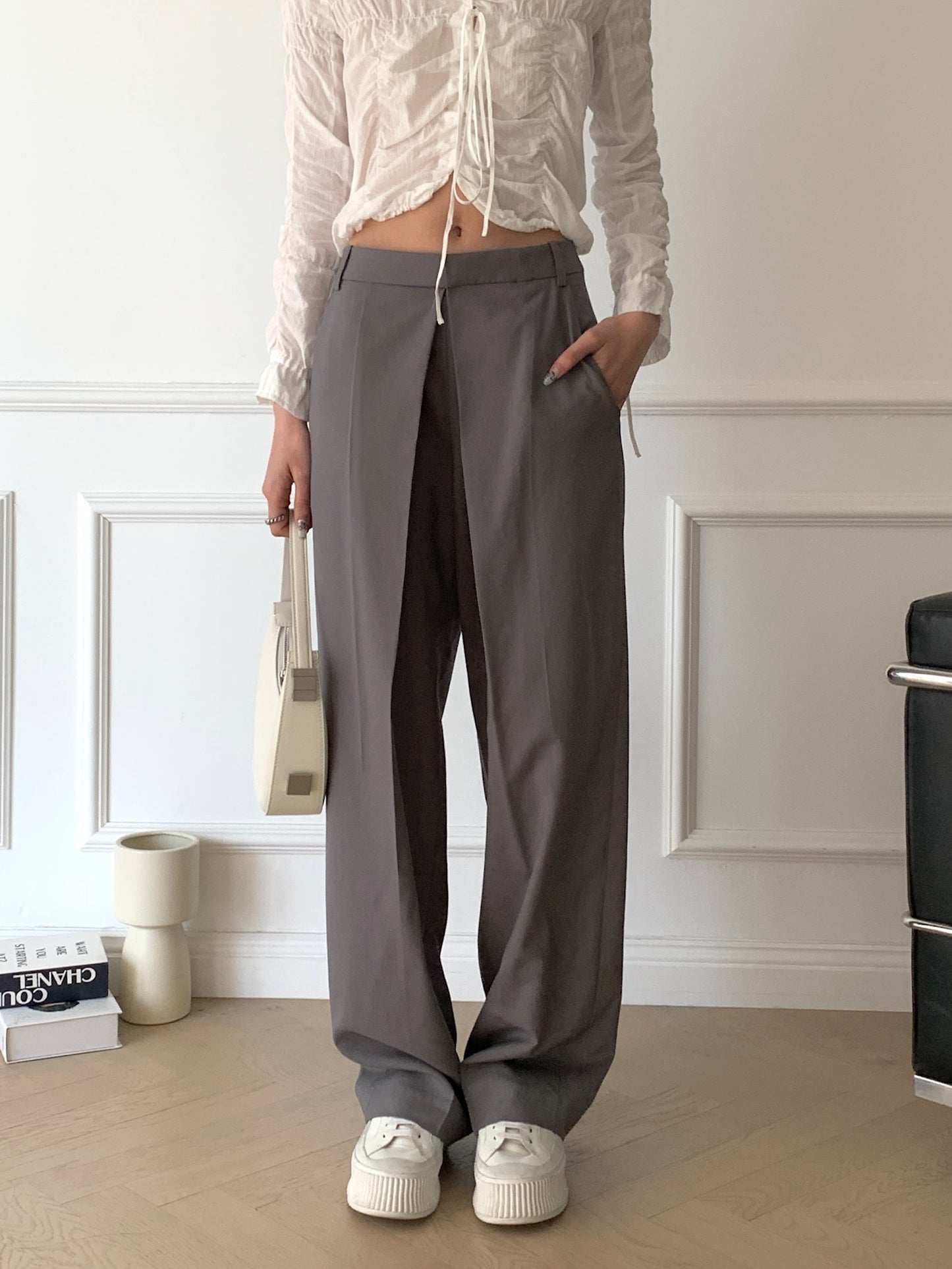 Deep Tuck Trouser